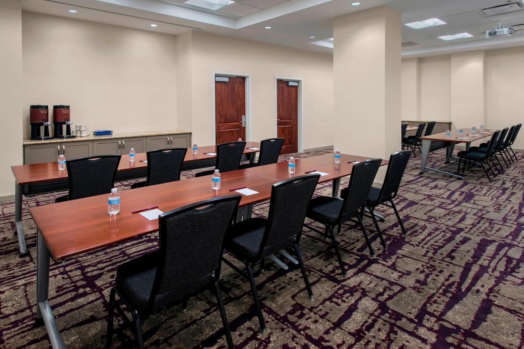 Residence Inn Alexandria Old Town South At Carlyle Exterior foto