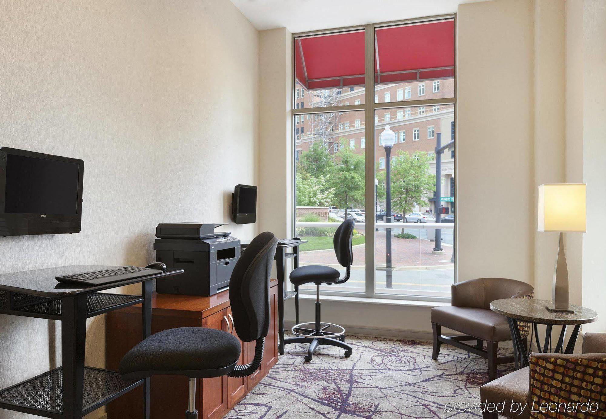 Residence Inn Alexandria Old Town South At Carlyle Einrichtungen foto