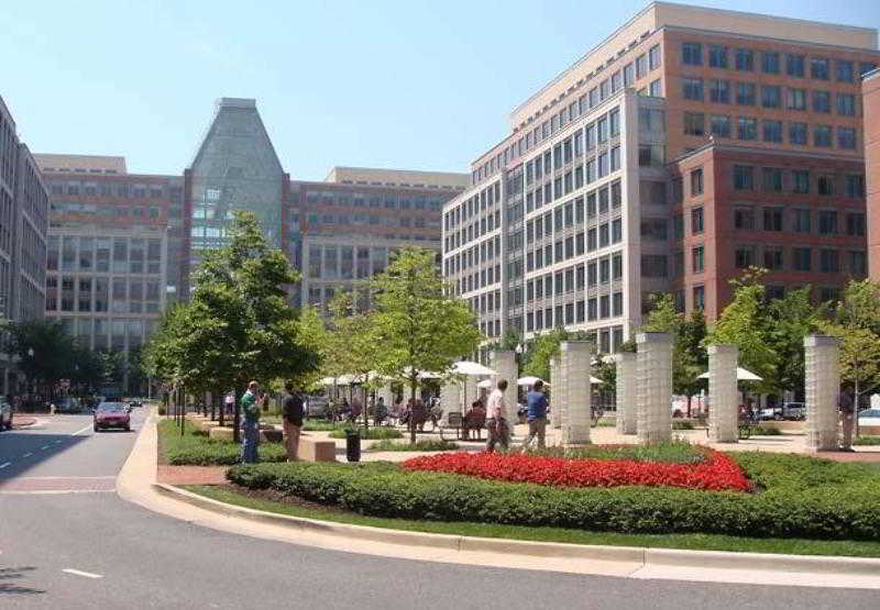 Residence Inn Alexandria Old Town South At Carlyle Exterior foto