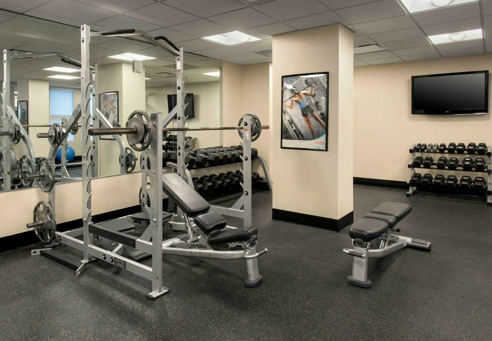 Residence Inn Alexandria Old Town South At Carlyle Exterior foto